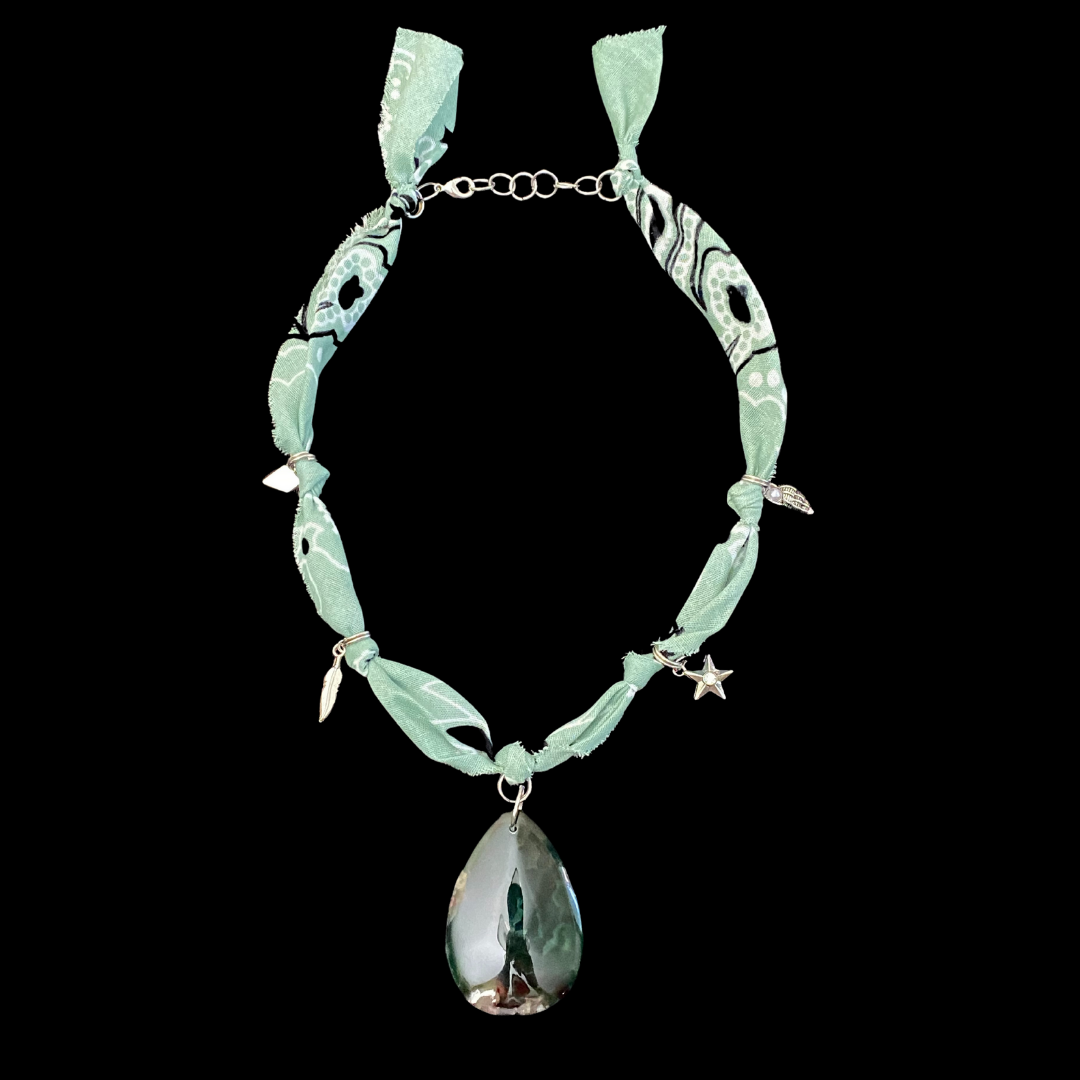 Verdant Glow Bandana Necklace